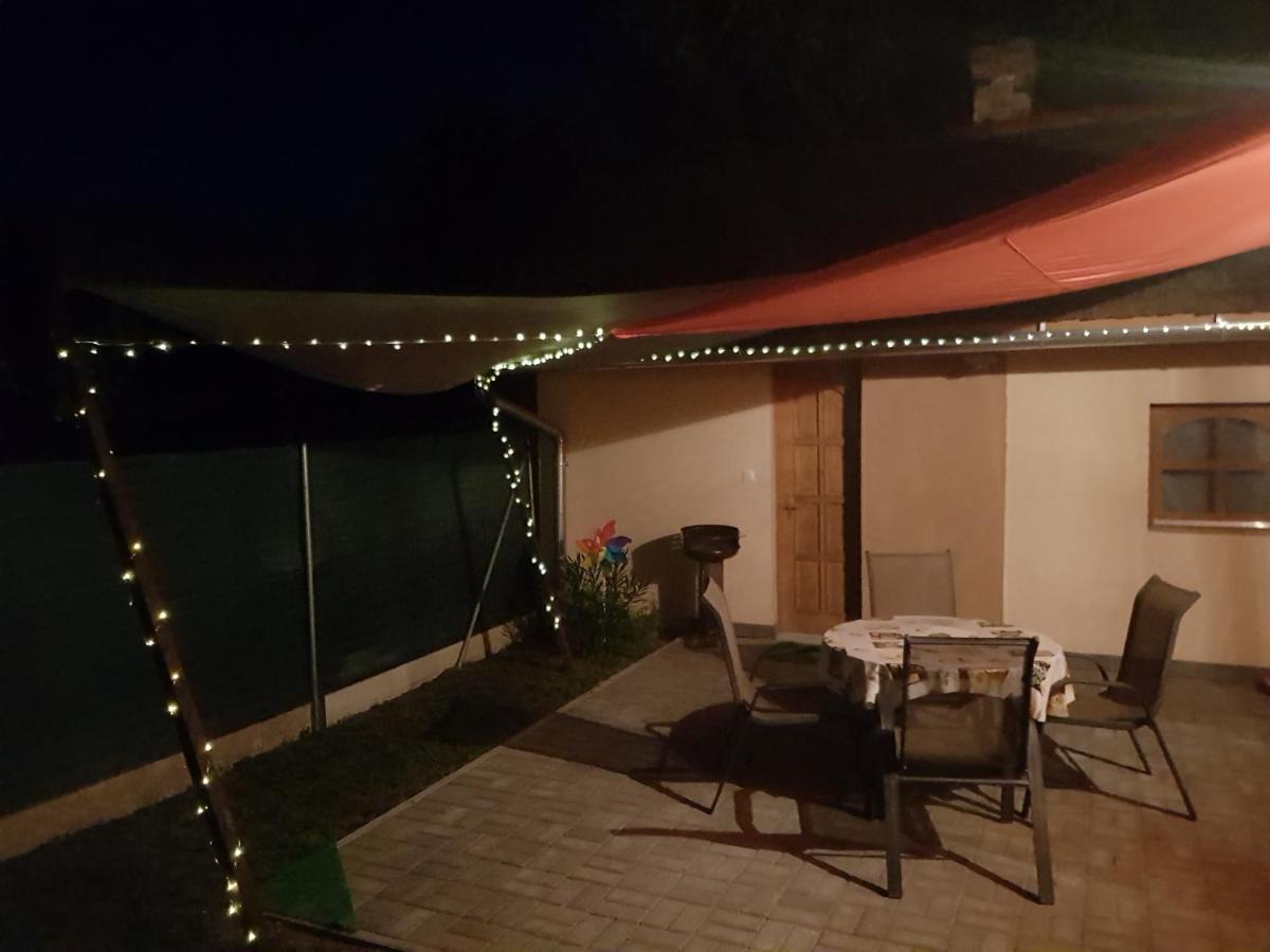 Limonádé Apartman Gárdony Esterno foto